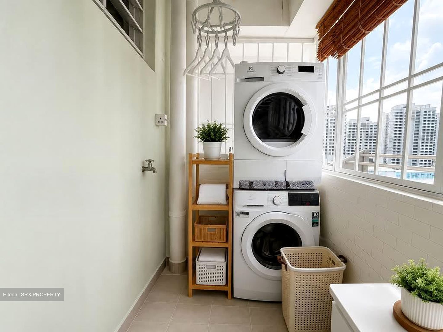 Blk 411A Coral Spring (Sengkang), HDB 4 Rooms #568138531